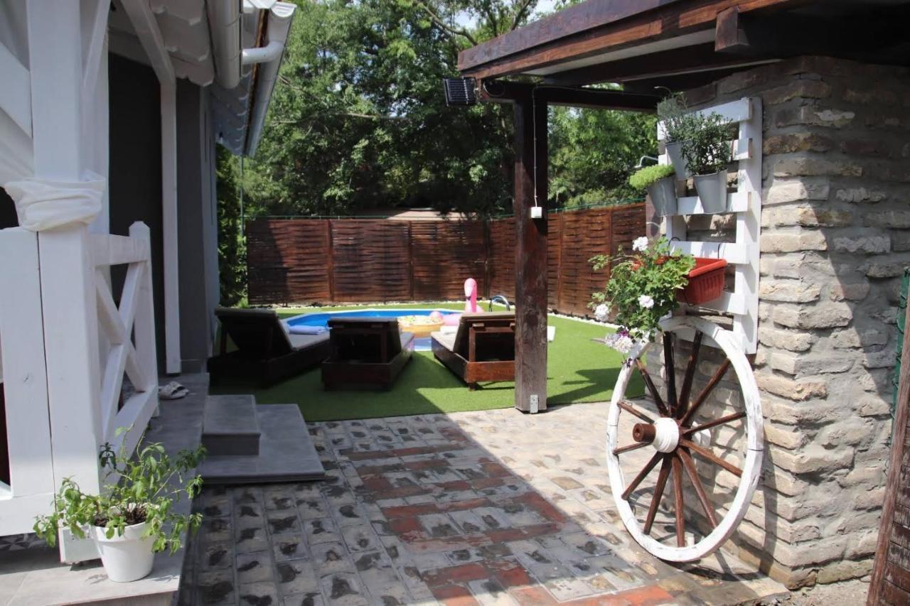 Palic Vila Masa Pr Emina Stipancevic מראה חיצוני תמונה